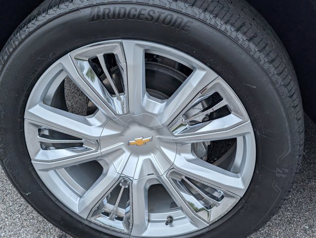 Used 2024 Chevrolet Silverado 1500 High Country AWD/4WD image 14