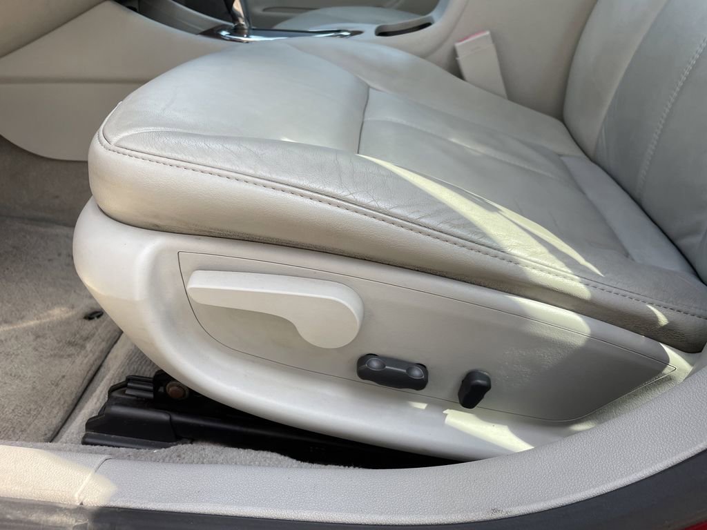Used 2008 Chevrolet Impala LTZ image 18