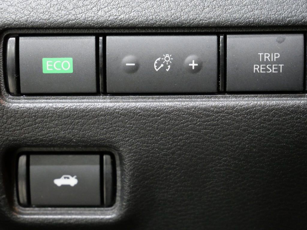 Used 2022 Nissan Sentra SV image 13