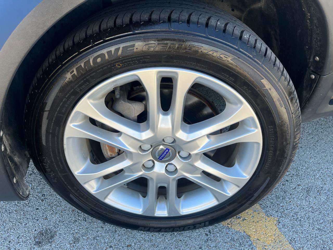 Used 2016 Volvo XC70 T5 Premier w/ Proximity Package AWD/4WD image 35