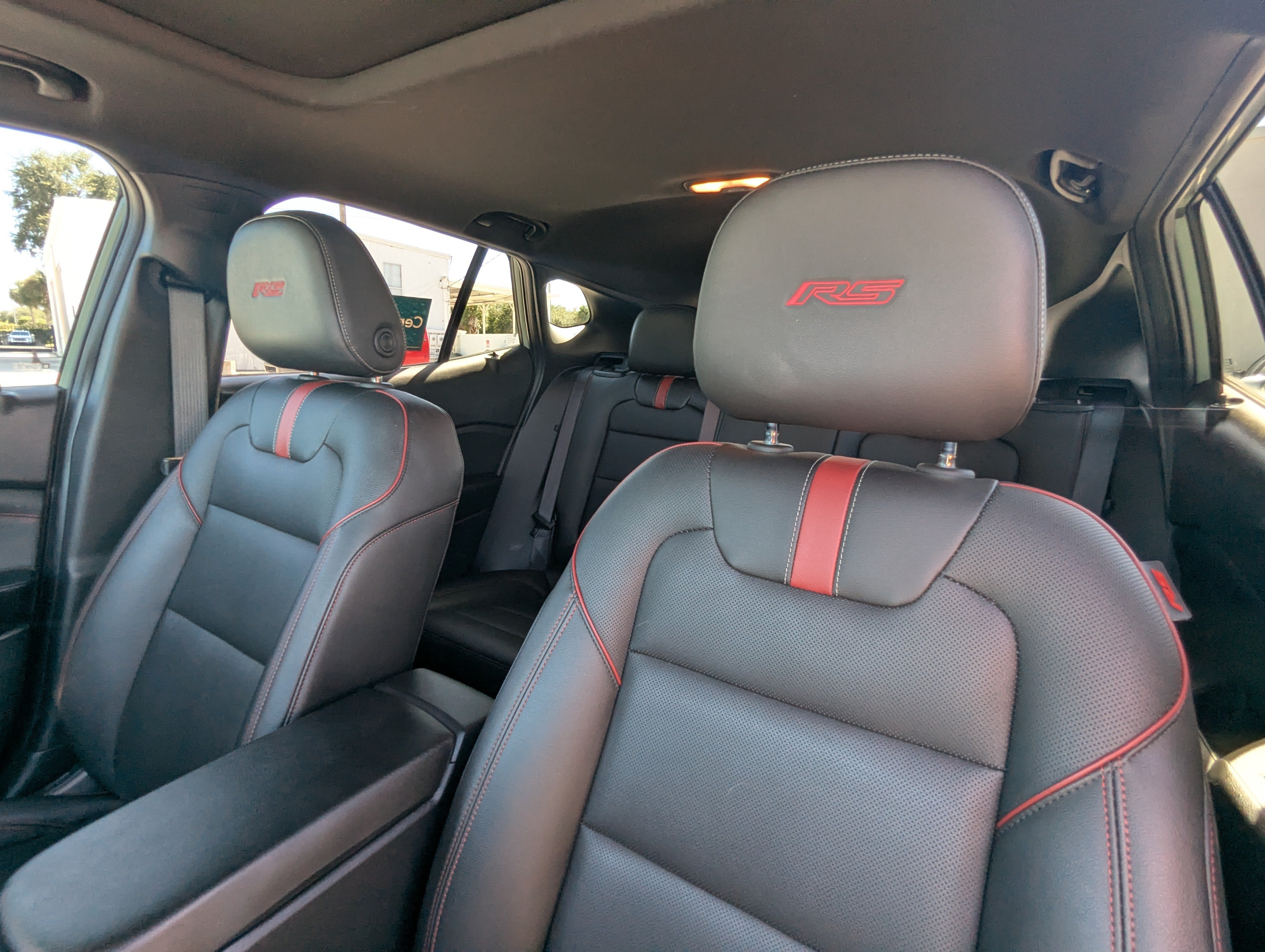 Certified 2024 Chevrolet Trax RS w/ Sunroof Package FWD image 23