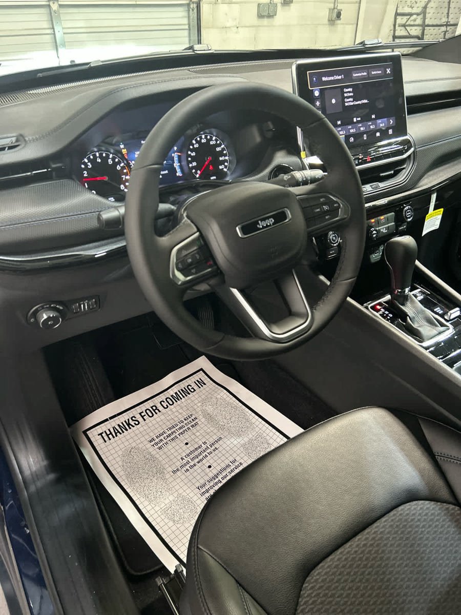New 2026 Jeep Compass Latitude AWD/4WD image 9