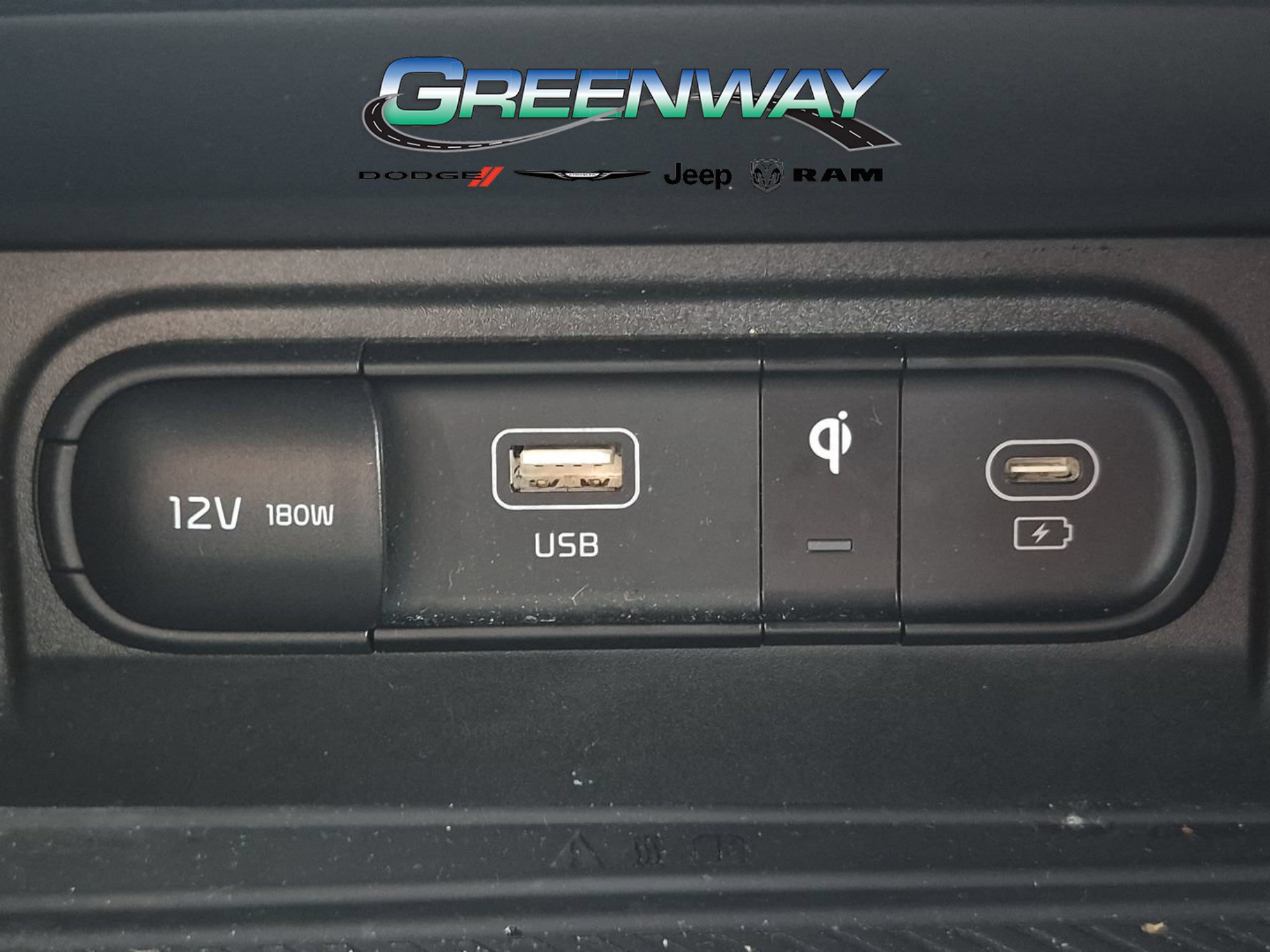 Used 2025 Kia Sportage SX FWD image 23