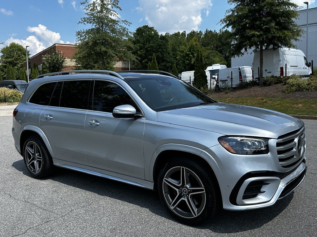 Certified 2025 Mercedes-Benz GLS 450 4MATIC w/ AMG Line Exterior image 2