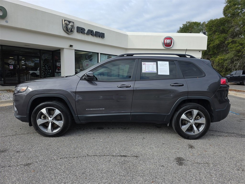 Used 2022 Jeep Cherokee Limited image 8