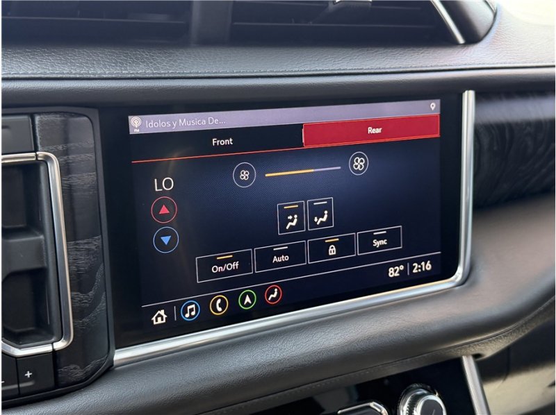 Used 2021 GMC Yukon Denali w/ Denali Premium Package RWD image 55