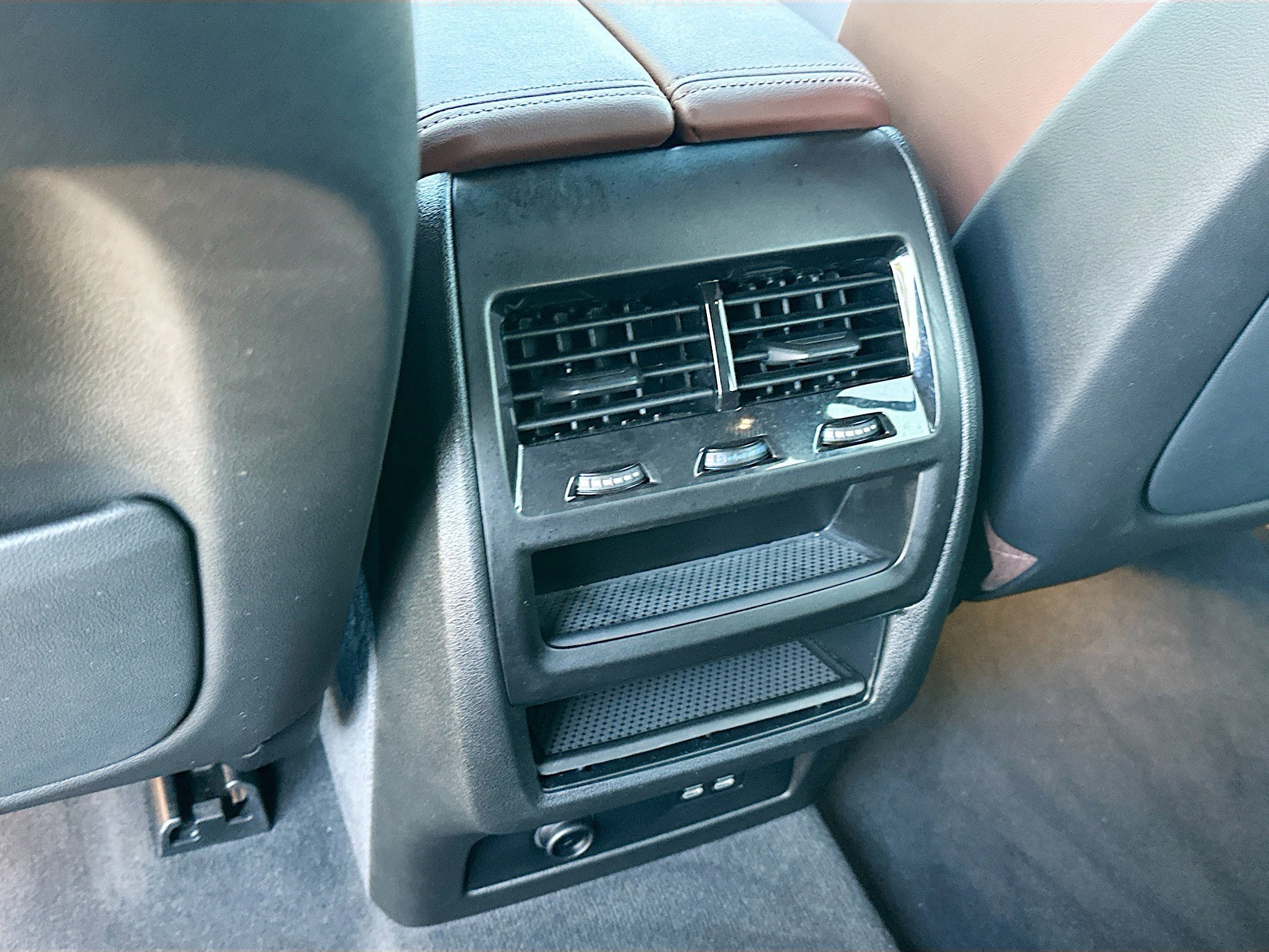 Used 2024 BMW X5 xDrive40i w/ Premium Package image 25