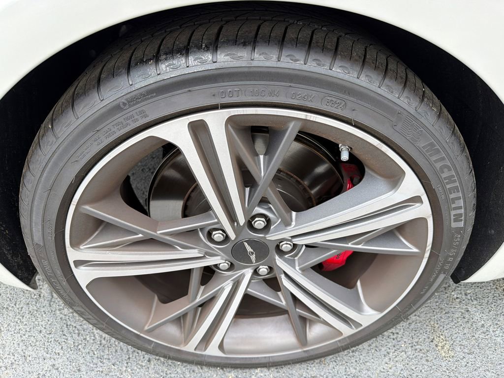 Used 2025 Genesis G70 2.5T w/ Sport Prestige Package image 17