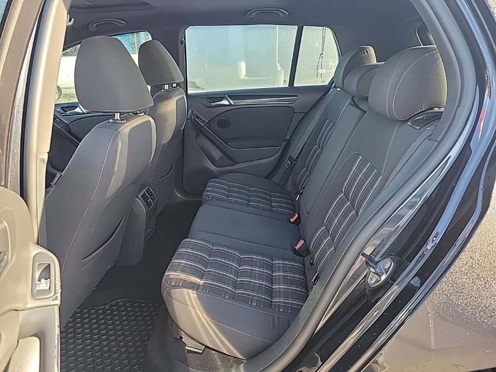 Used 2012 Volkswagen GTI 4-Door image 20