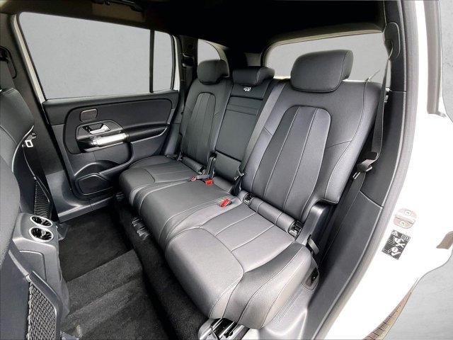 New 2026 Mercedes-Benz GLB 250 image 12