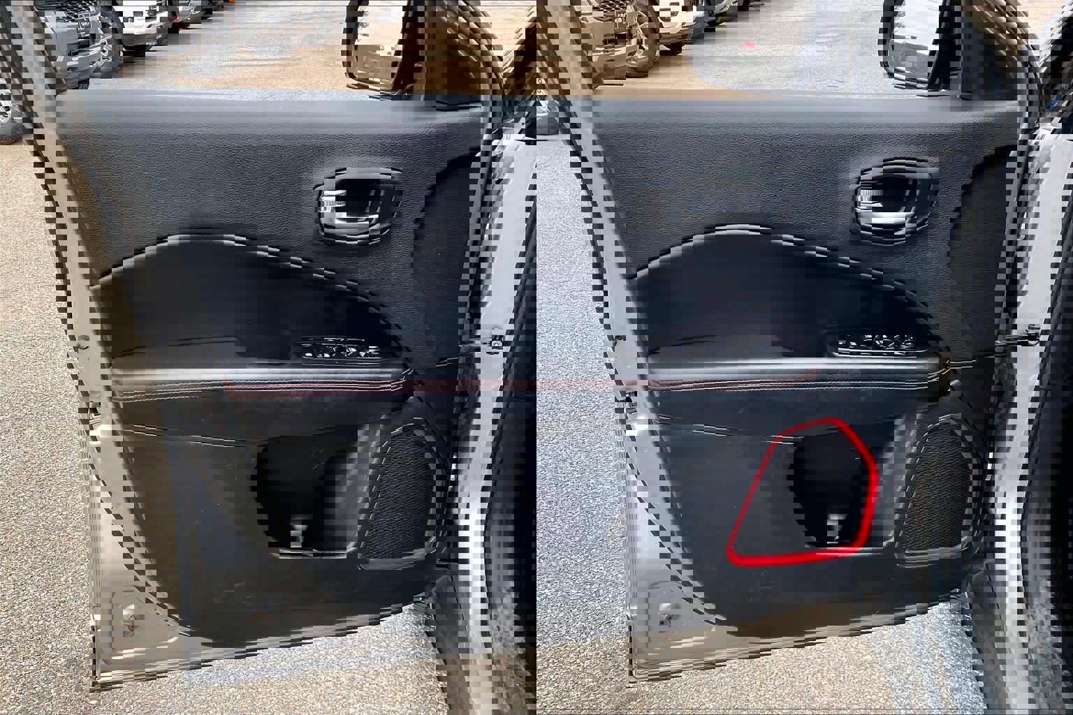 Used 2019 Jeep Compass Trailhawk image 21