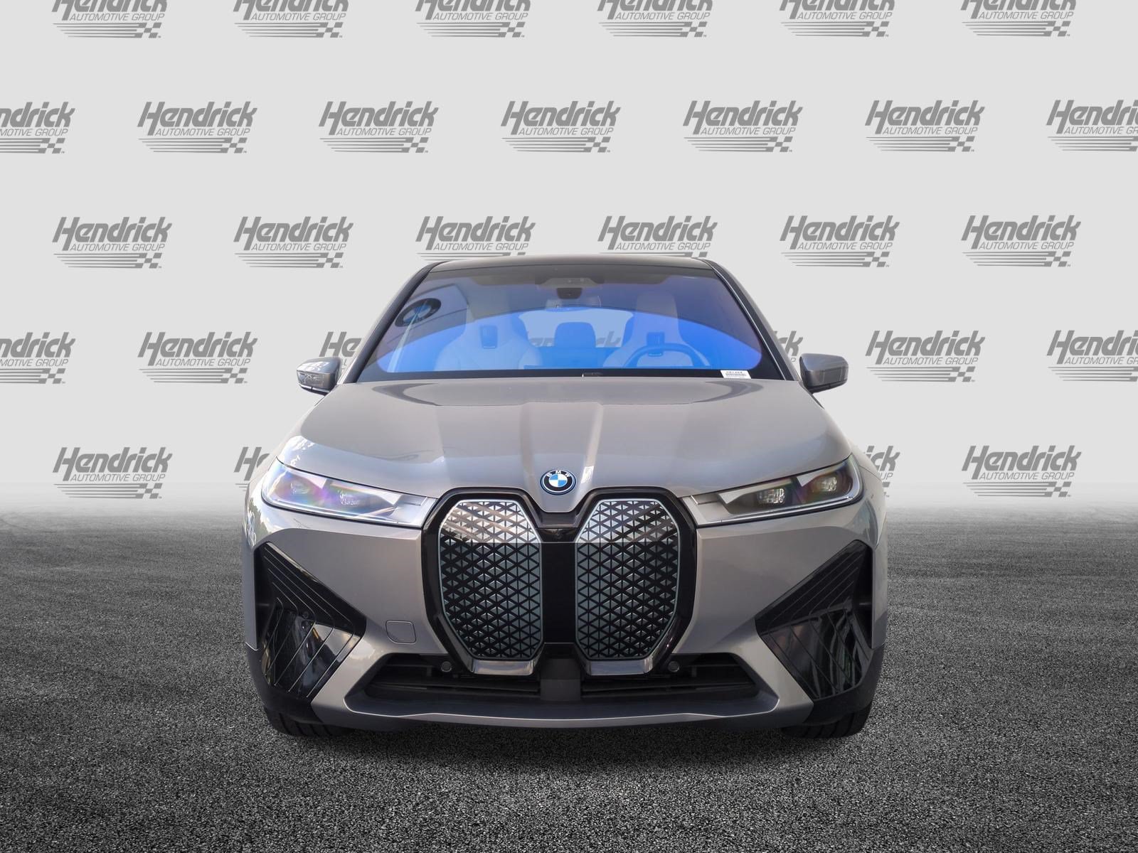 Certified 2024 BMW iX xDrive50 w/ Premium Package AWD/4WD image 3