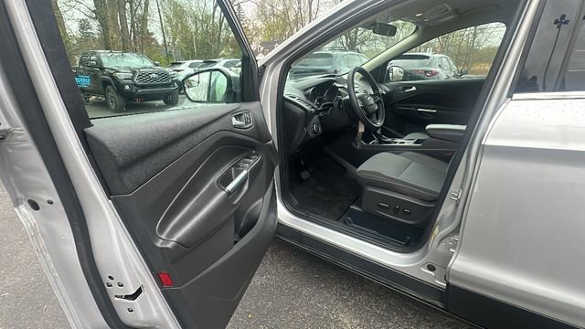 Used 2017 Ford Escape SE AWD/4WD image 27