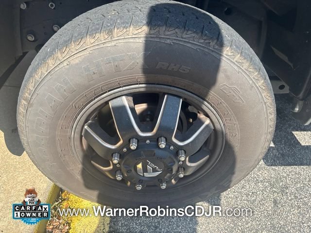 Used 2024 RAM 3500 Tradesman w/ Chrome Appearance Group AWD/4WD image 4
