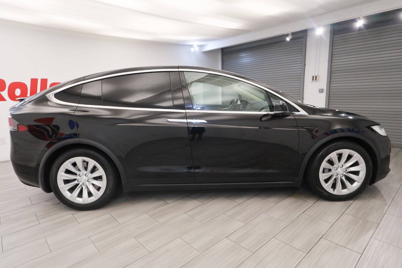 Used 2017 Tesla Model X 75D AWD/4WD image 6