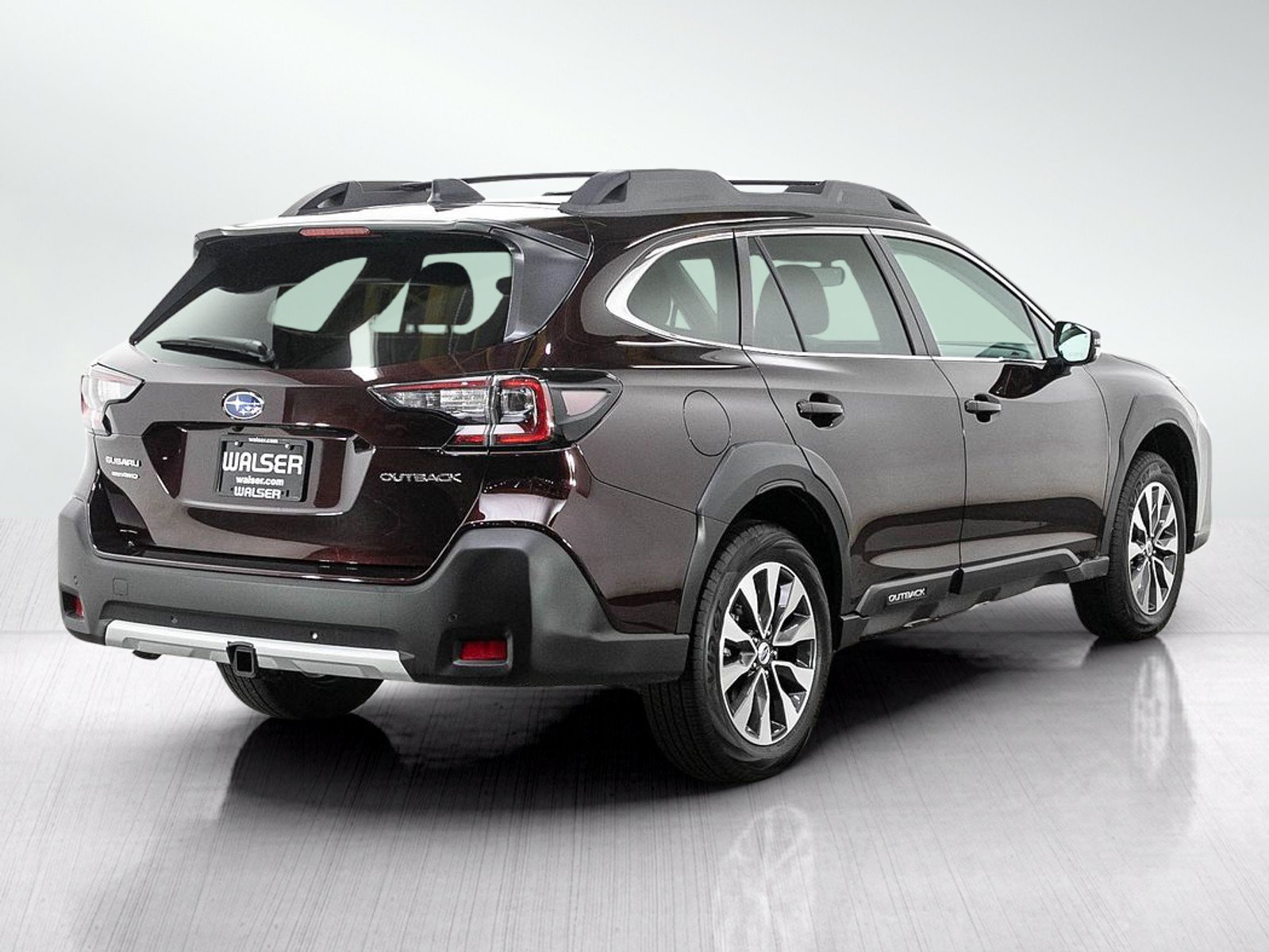 Used 2025 Subaru Outback Limited w/ Tech Package 3 AWD/4WD image 5