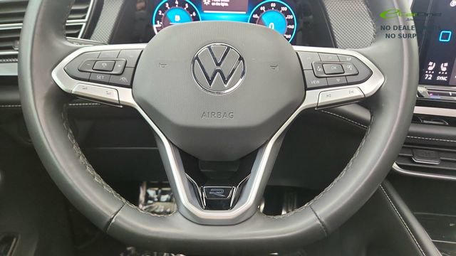 Used 2025 Volkswagen Atlas Cross Sport SEL Premium R-Line AWD/4WD image 44