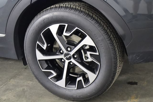 Used 2023 Kia Sportage EX FWD image 41