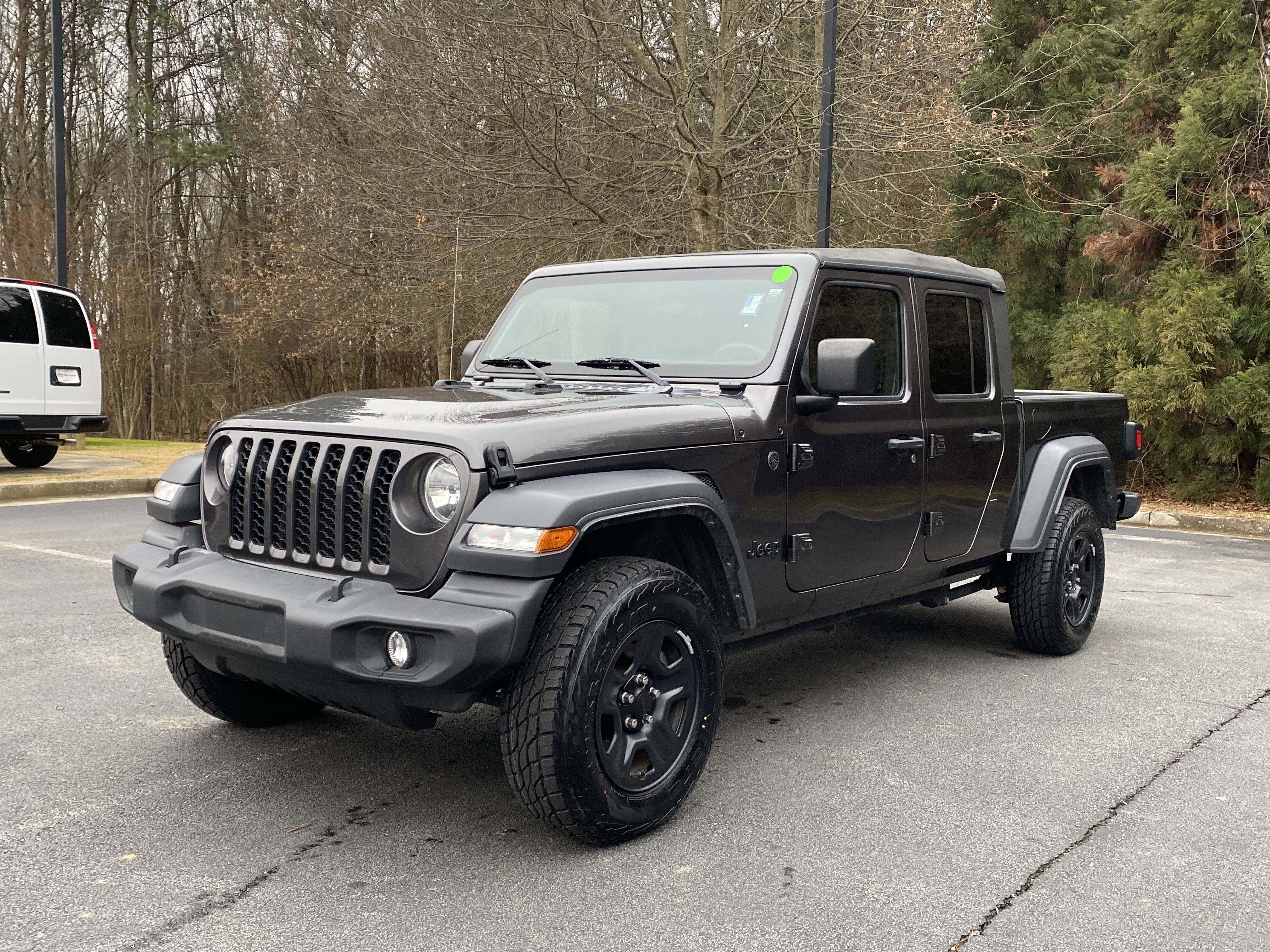 Used 2022 Jeep Gladiator Sport image 5
