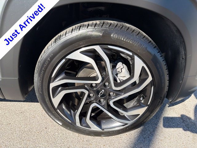 Used 2025 Chevrolet TrailBlazer RS w/ Driver Confidence Package FWD image 21