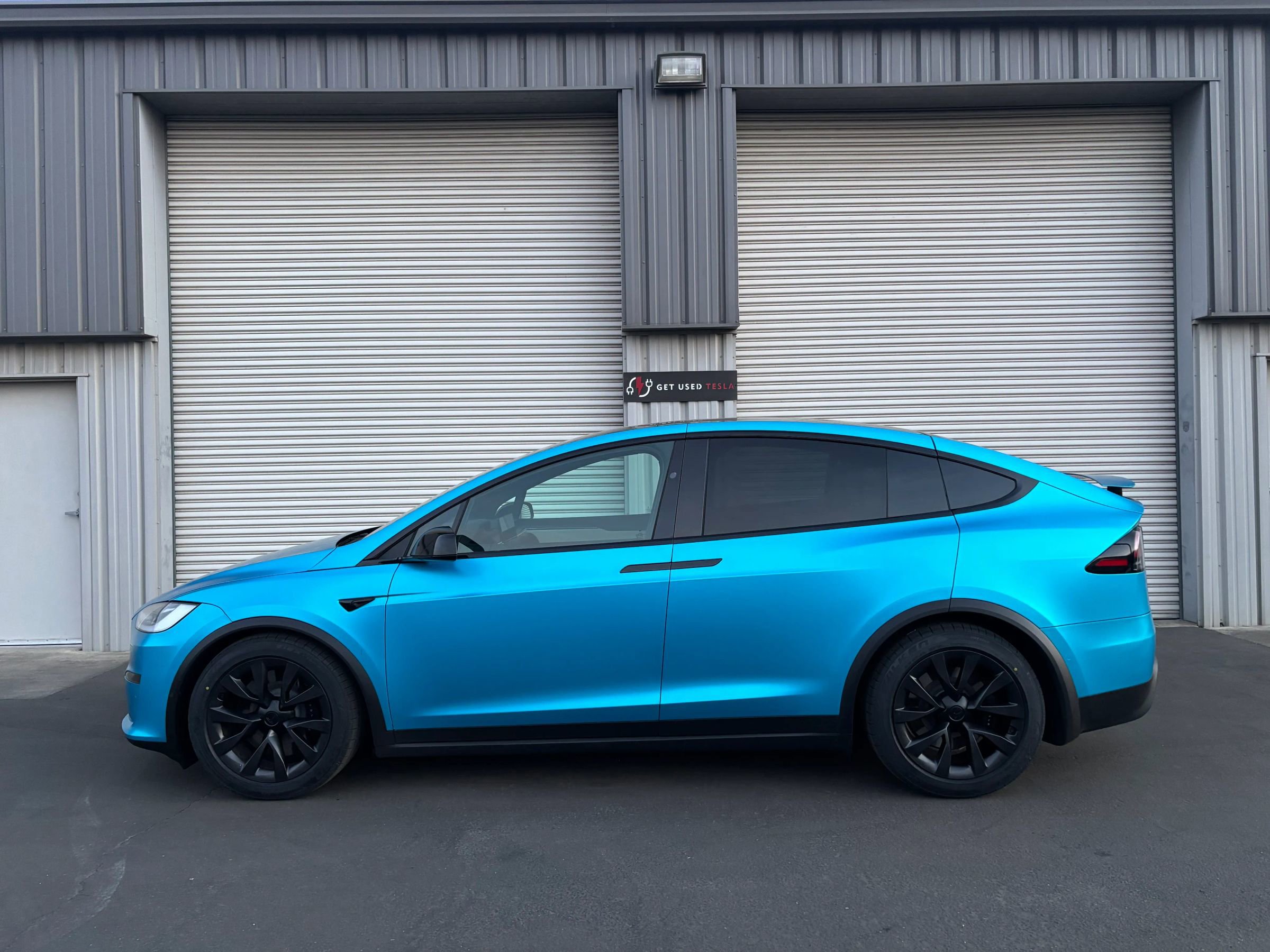 Used 2022 Tesla Model X image 3