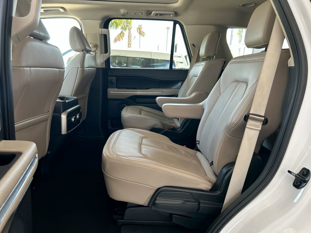 Used 2024 Ford Expedition Limited image 39