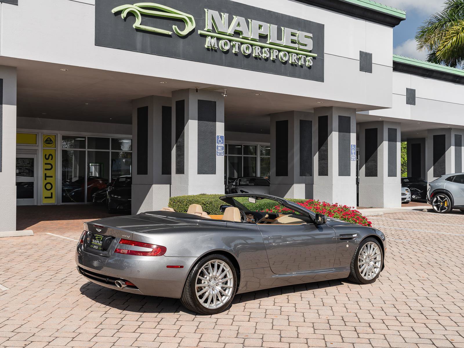 Used 2006 Aston Martin DB9 Volante image 50