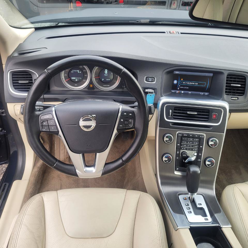 Used 2012 Volvo S60 T5 w/ Climate Pkg FWD image 16