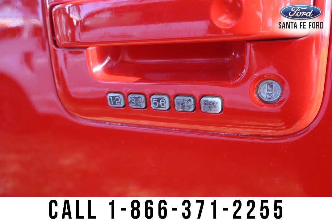 Used 2013 Ford F150 FX4 w/ Luxury Equipment Group AWD/4WD image 31