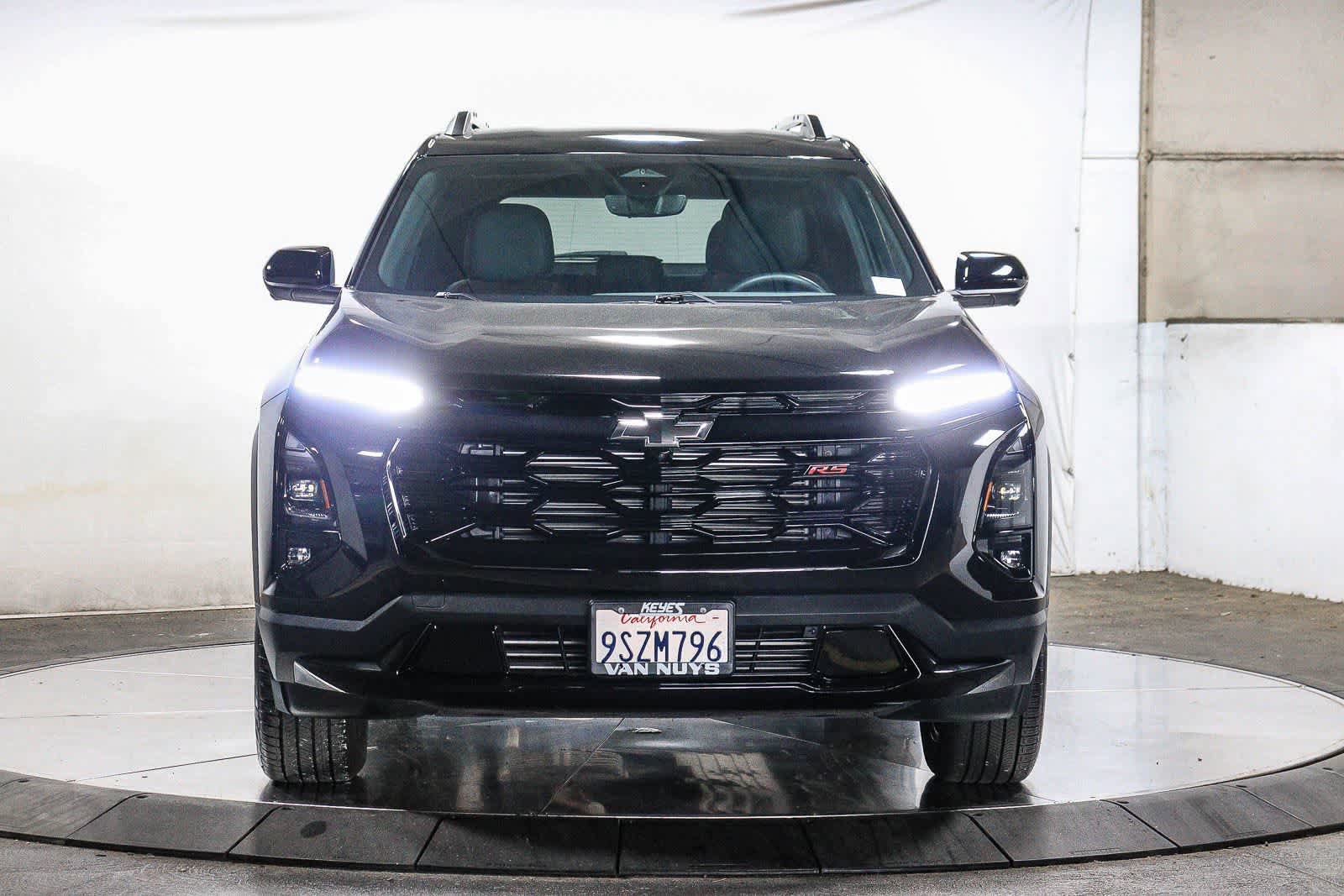 Used 2025 Chevrolet Equinox RS w/ Safety and Technology Package FWD image 6