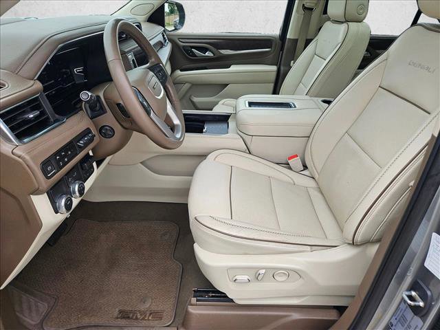 Used 2023 GMC Yukon Denali w/ Max Trailering Package image 15