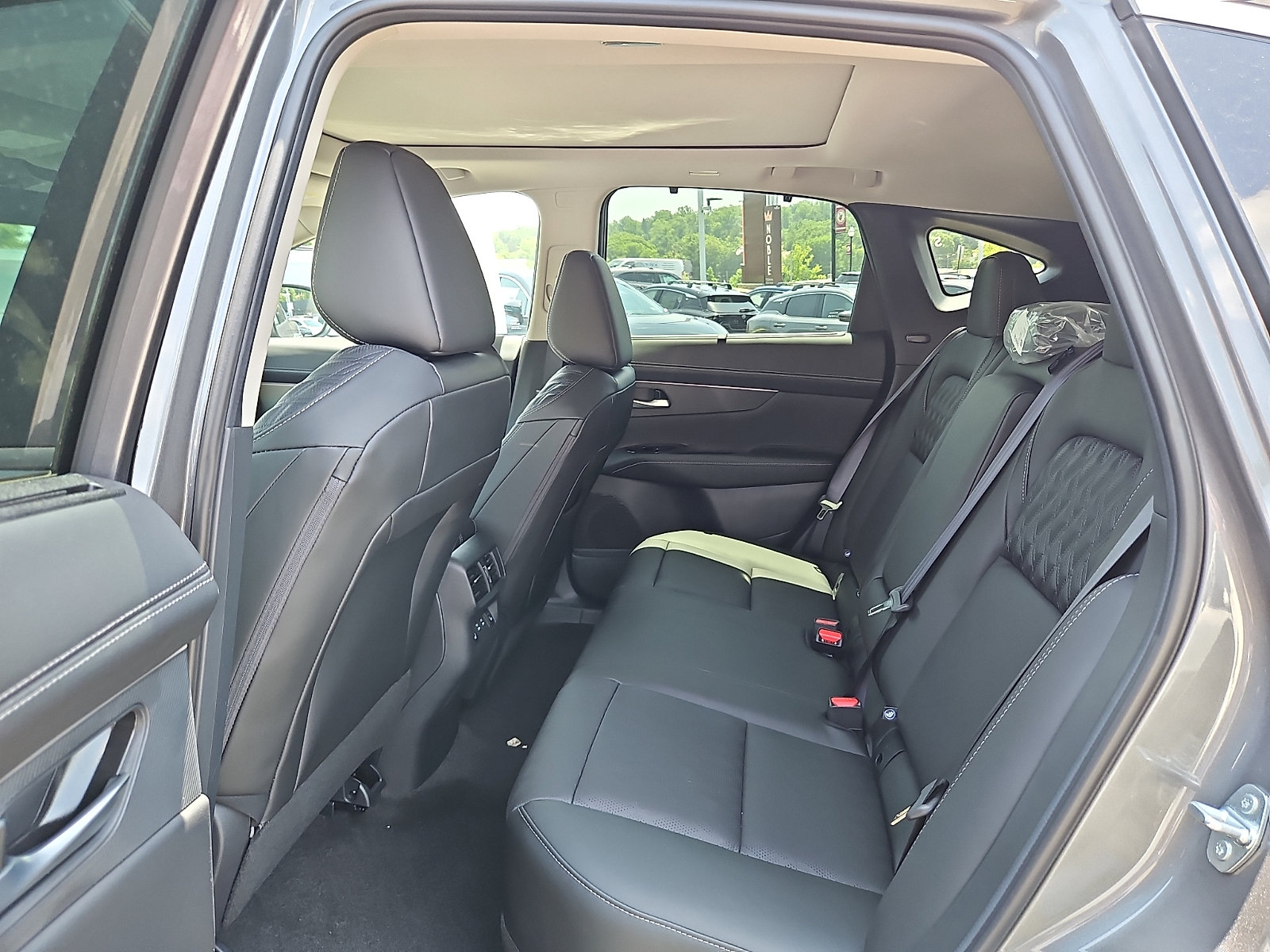New 2026 Nissan Murano Platinum w/ Cargo Package AWD/4WD image 8
