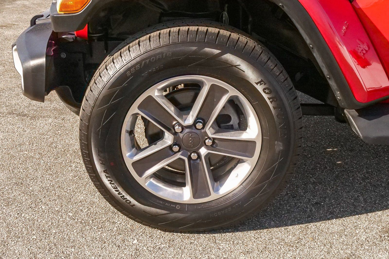 Used 2021 Jeep Wrangler Unlimited Sahara image 5