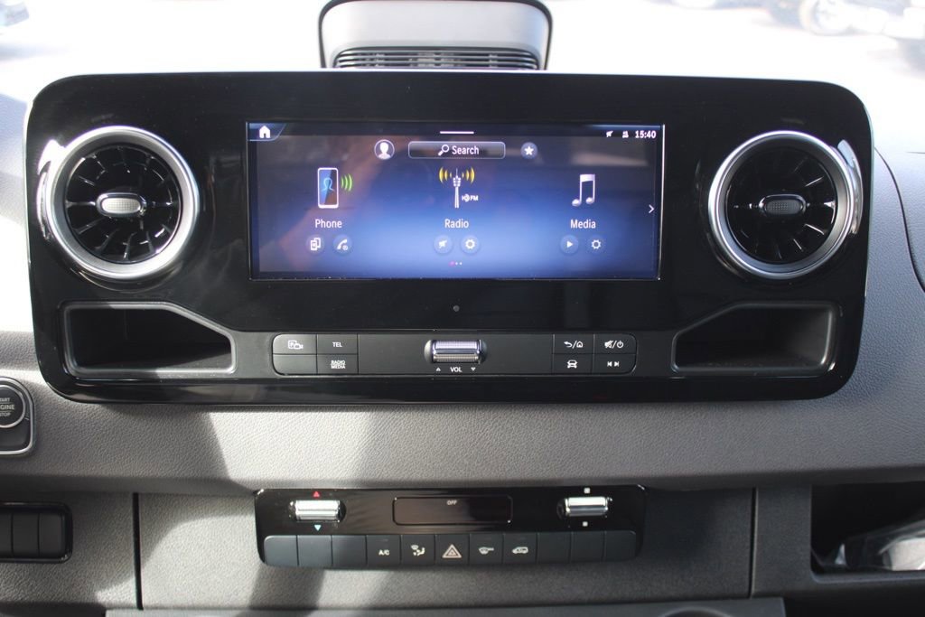 New 2025 Mercedes-Benz Sprinter 4500 image 23