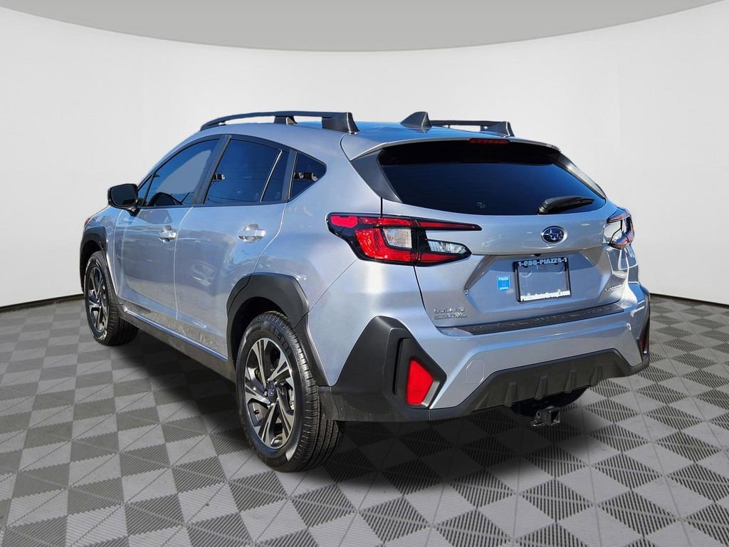 Used 2024 Subaru Crosstrek 2.0i Premium image 3