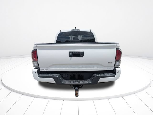 Used 2022 Toyota Tacoma TRD Off-Road w/ Technology Package RWD image 5