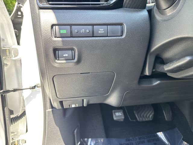 Used 2024 Nissan Sentra SR w/ SR Premium Package FWD image 24