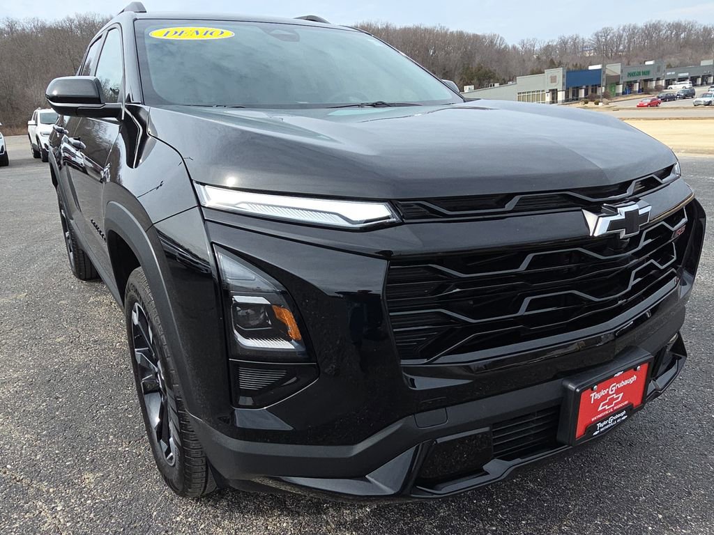 New 2026 Chevrolet Equinox RS w/ Convenience Package III FWD image 11