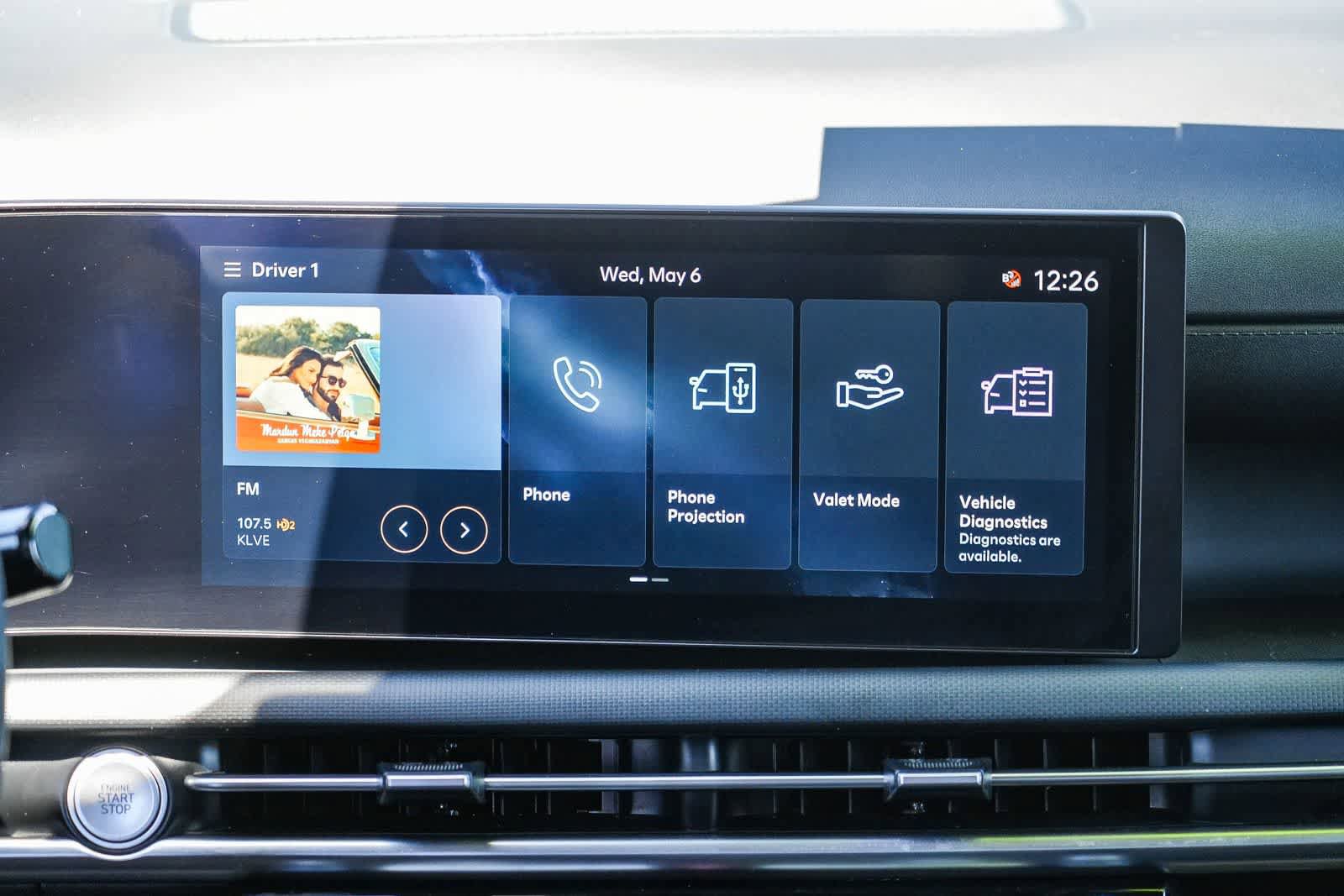 Used 2025 Hyundai Santa Cruz SE FWD image 14