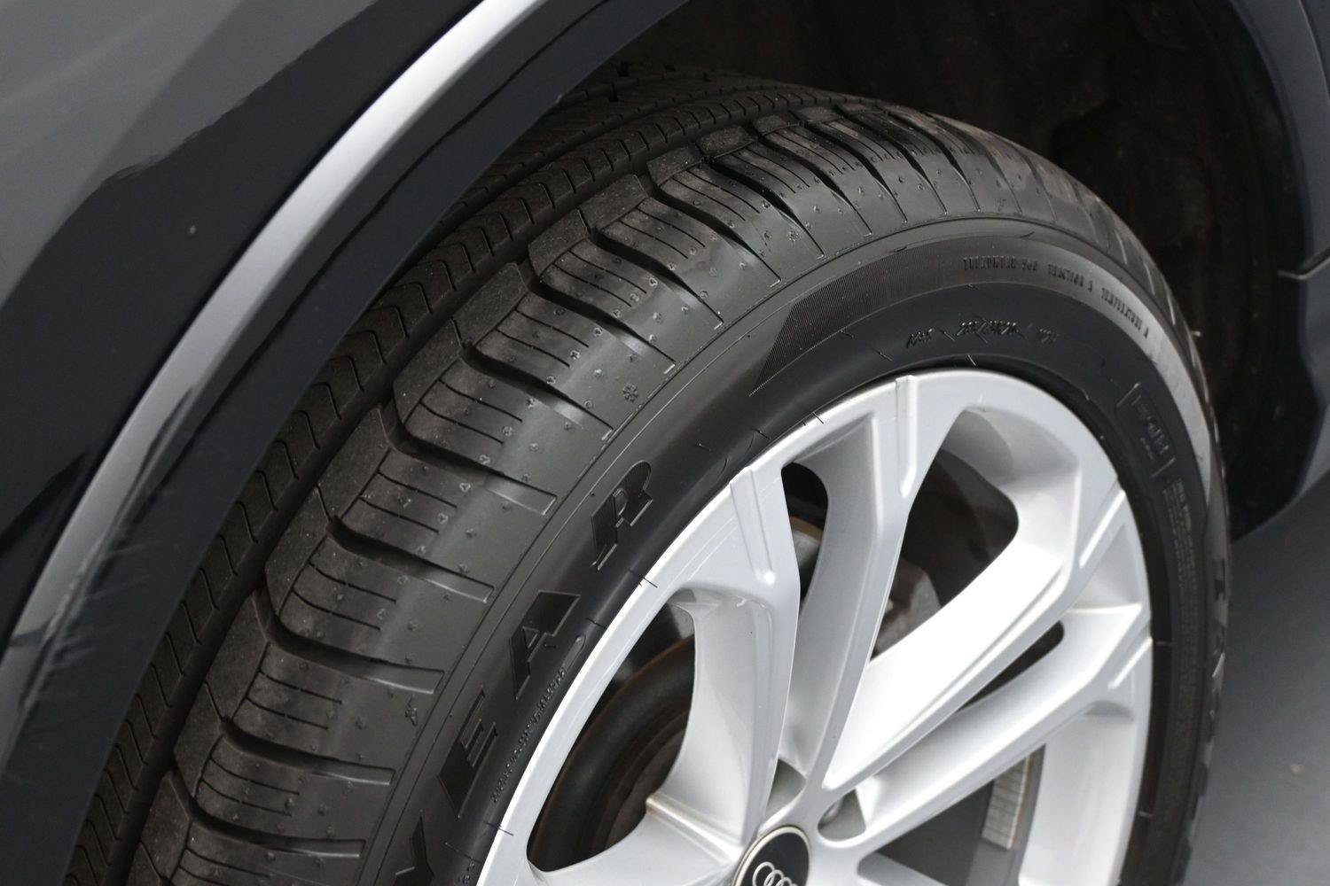 Used 2025 Audi Q7 3.0T Premium Plus AWD/4WD image 16