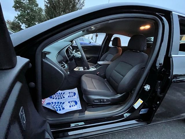 Used 2024 Chevrolet Malibu LT image 14