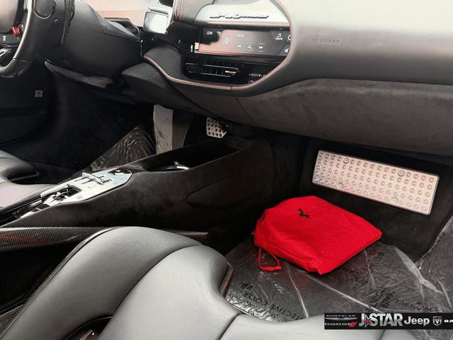 Used 2022 Ferrari SF90 Stradale image 22