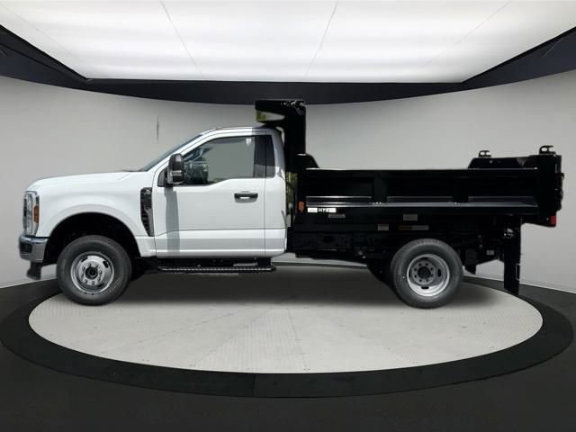 New 2025 Ford F350 XL w/ XL Chrome Package image 8