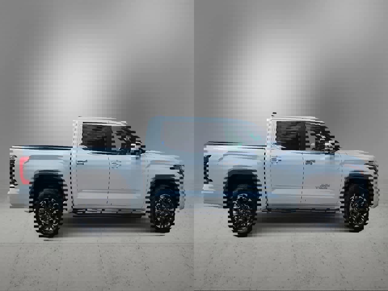 Used 2025 Toyota Tundra Limited image 9
