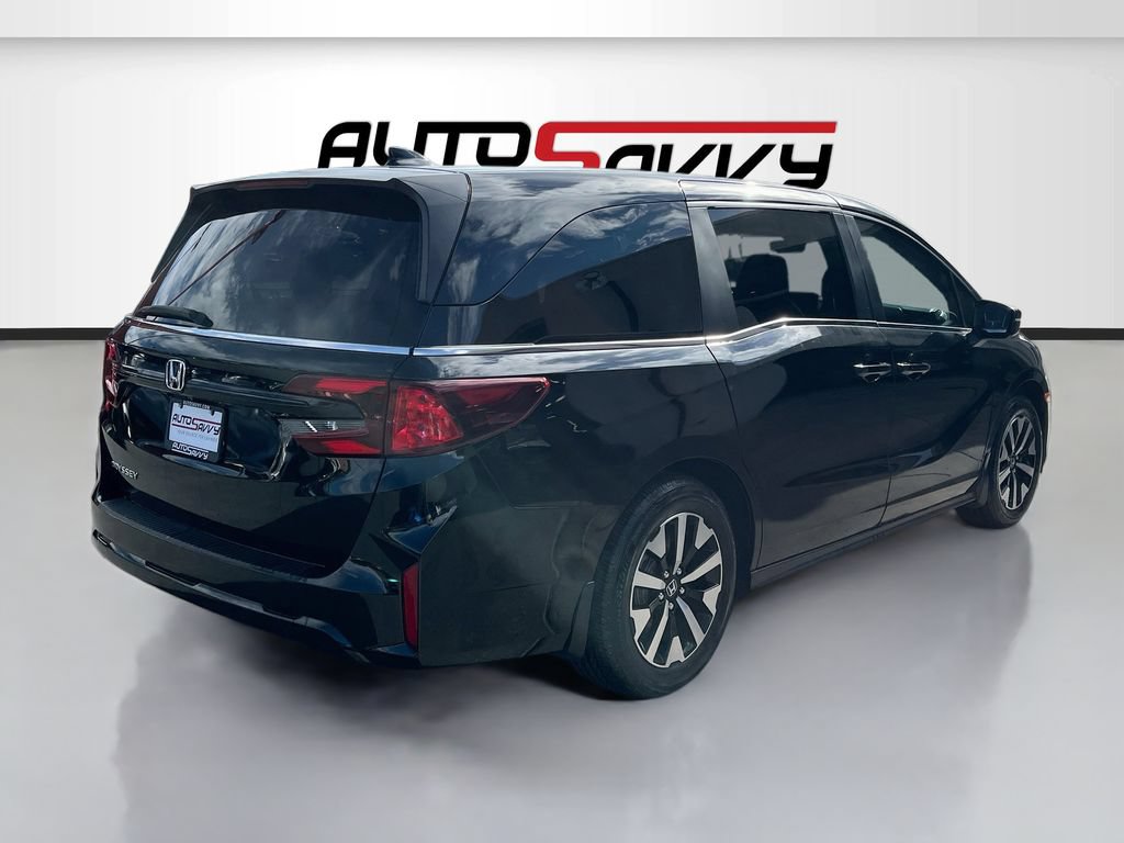Used 2026 Honda Odyssey EX-L image 7