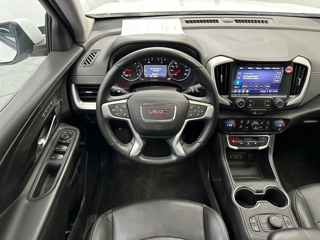 Used 2024 GMC Terrain SLT FWD image 25