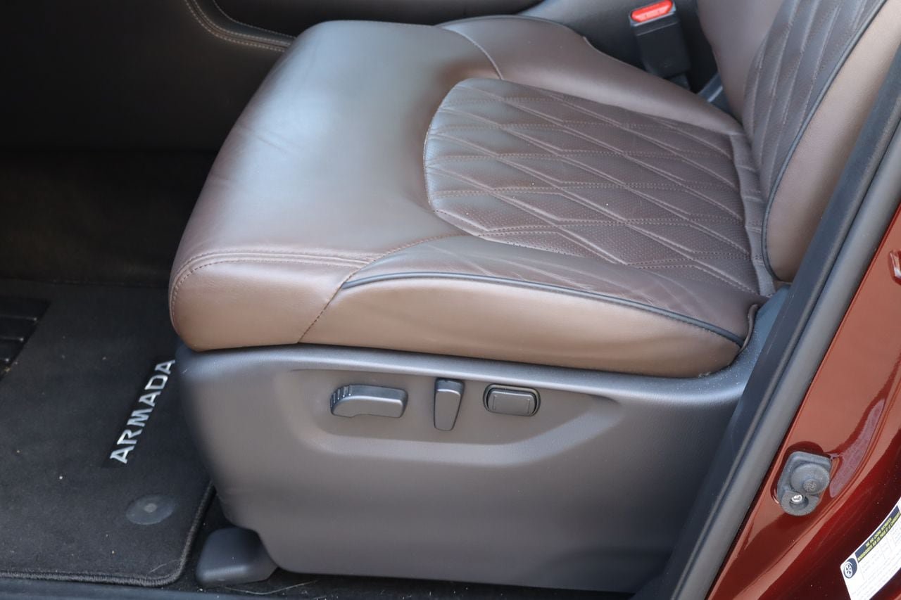 Used 2022 Nissan Armada Platinum w/ Captain's Chairs Package AWD/4WD image 22