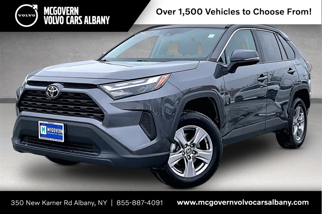 Used 2023 Toyota RAV4 XLE w/ Convenience Package image 1