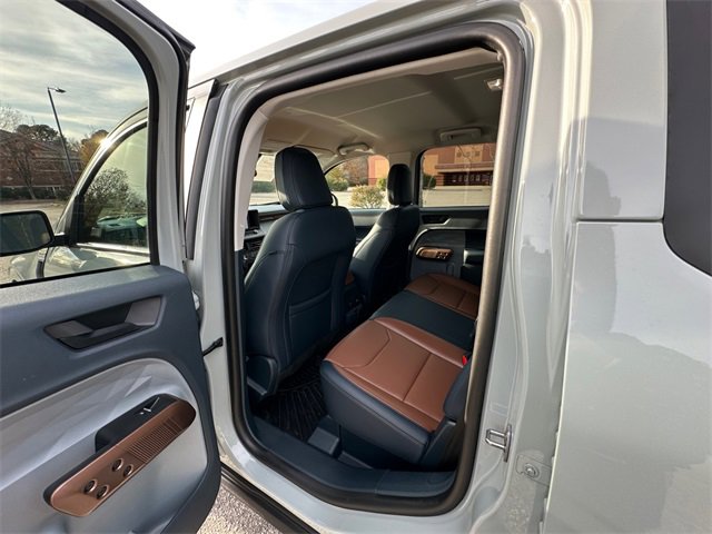 Used 2024 Ford Maverick Lariat image 18