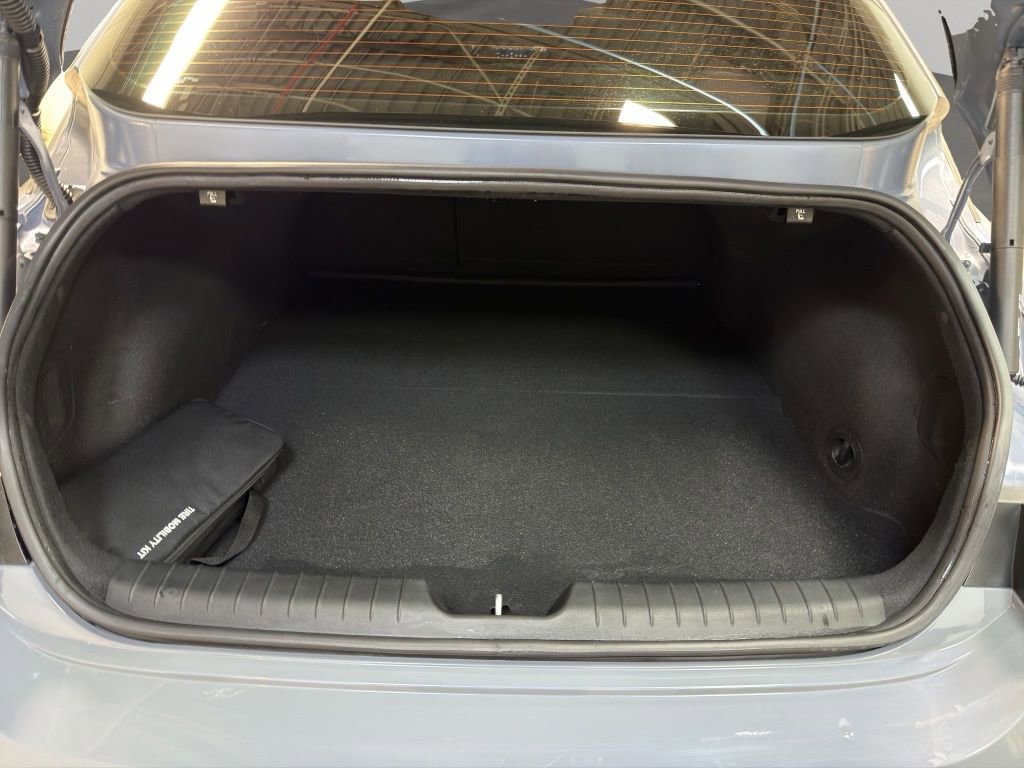 Used 2023 Hyundai Ioniq 6 SEL w/ Cargo Package AWD/4WD image 17